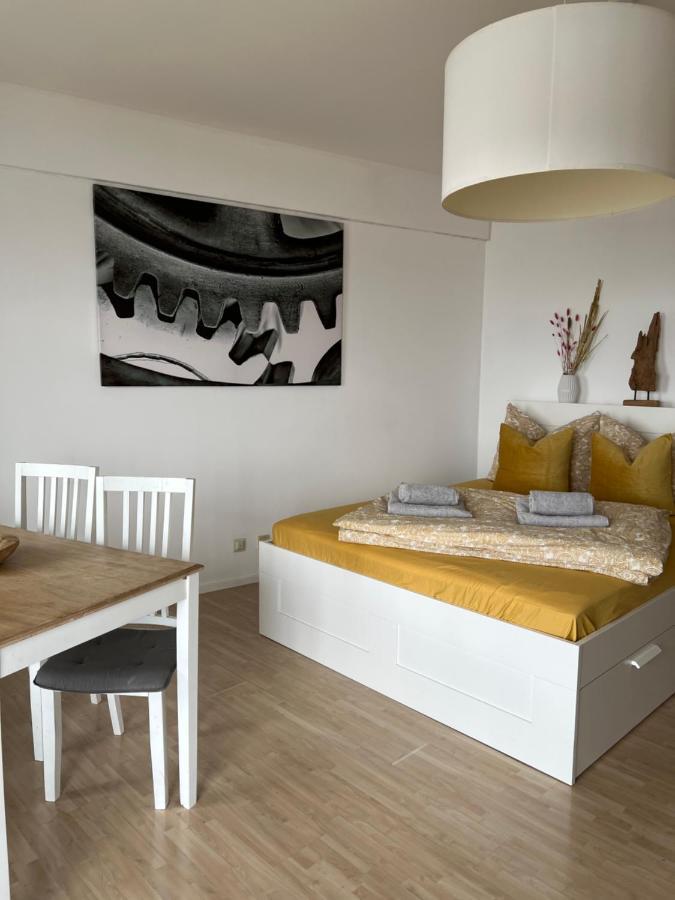 Cityapartment Im 33. Stock Augsburgo Exterior foto